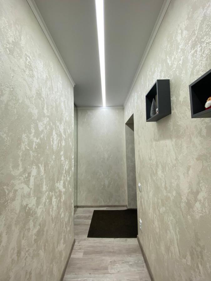 Люкс Апартаменти «Д.І.М.» Kamianets-Podilsky Extérieur photo