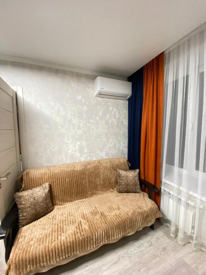 Люкс Апартаменти «Д.І.М.» Kamianets-Podilsky Extérieur photo