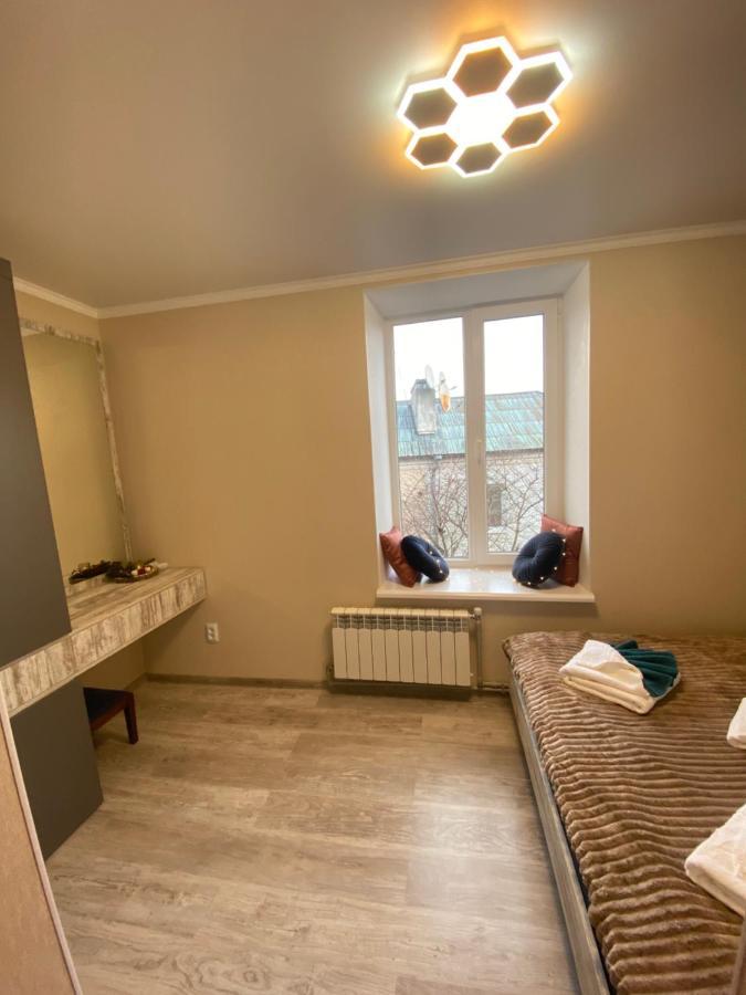 Люкс Апартаменти «Д.І.М.» Kamianets-Podilsky Extérieur photo
